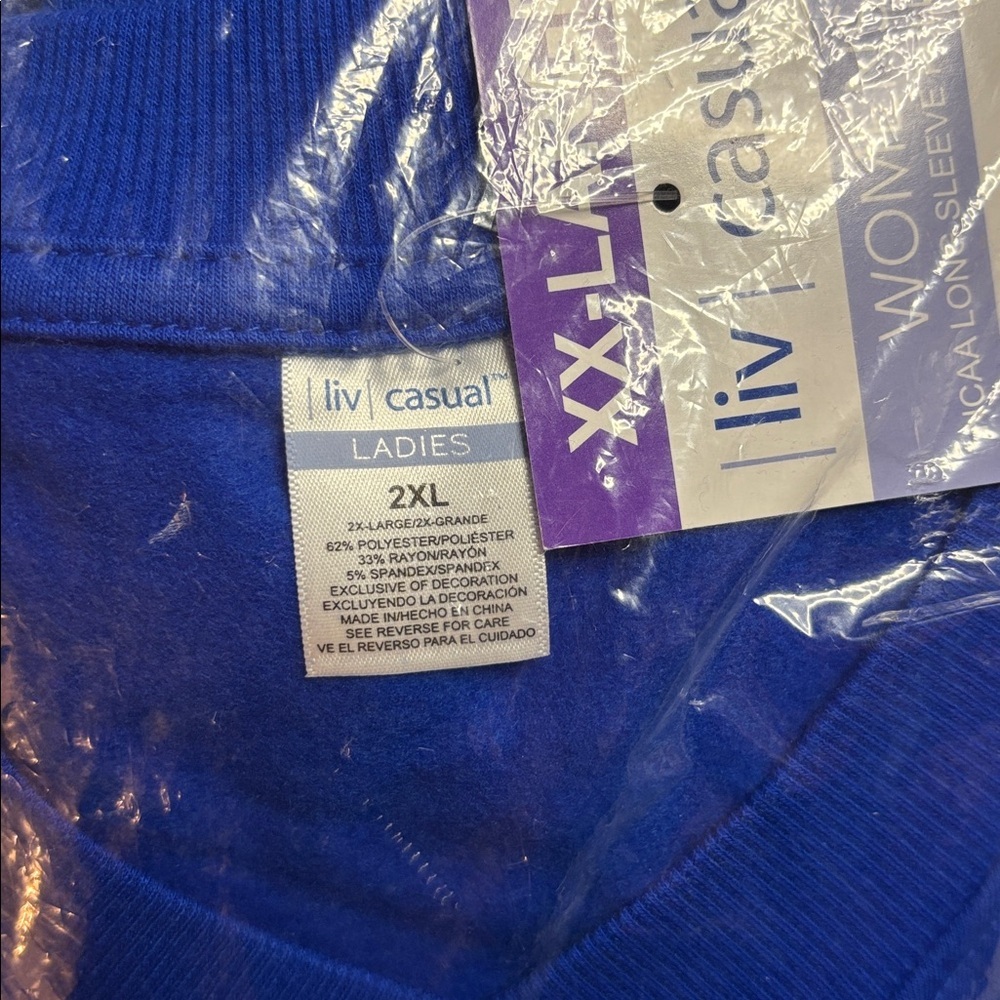 liv casual Women’s NCAA Wildcats Kentucky U Light Sweatshirt Pullover Blue/White - Picture 3 of 9